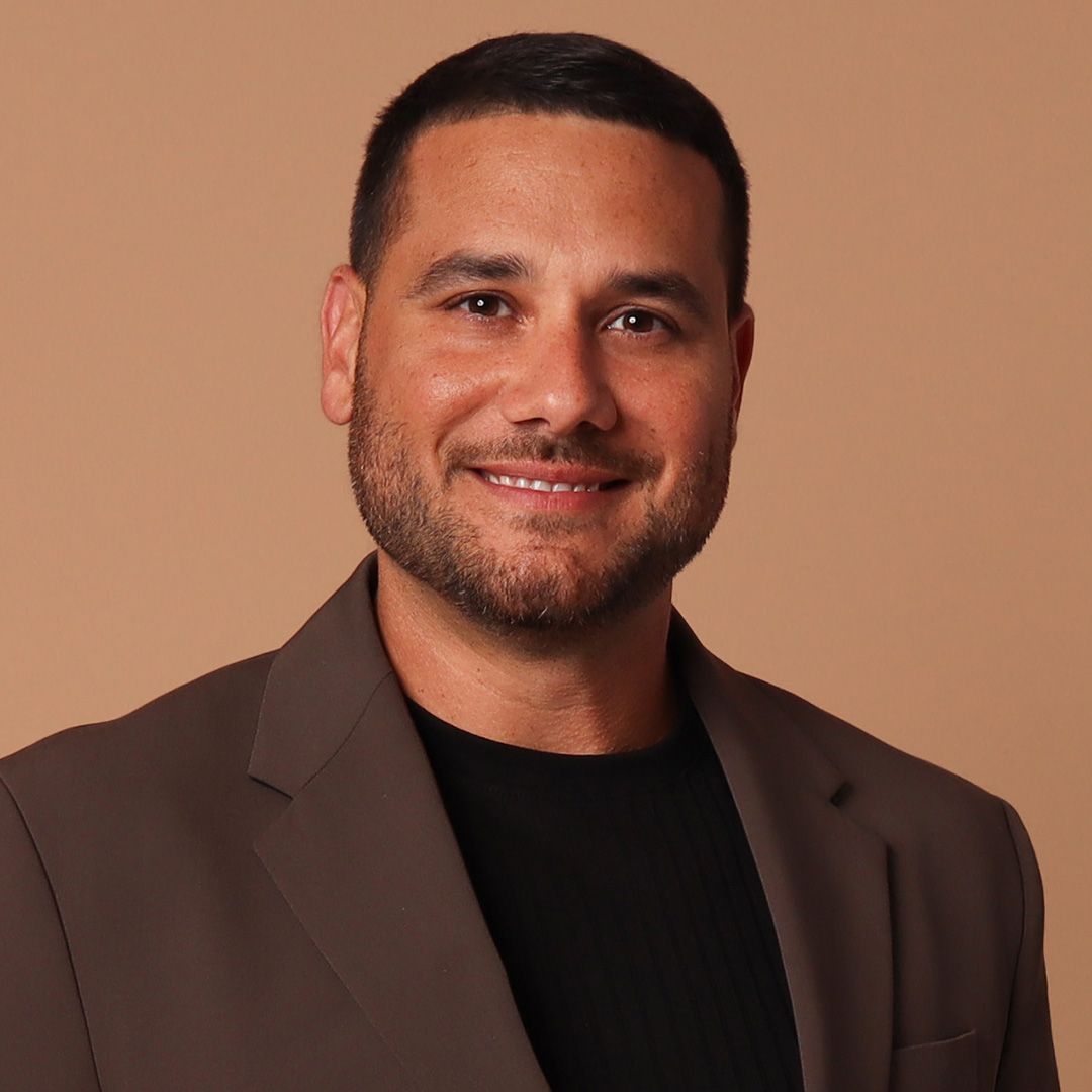 JOHN FERNANDEZ